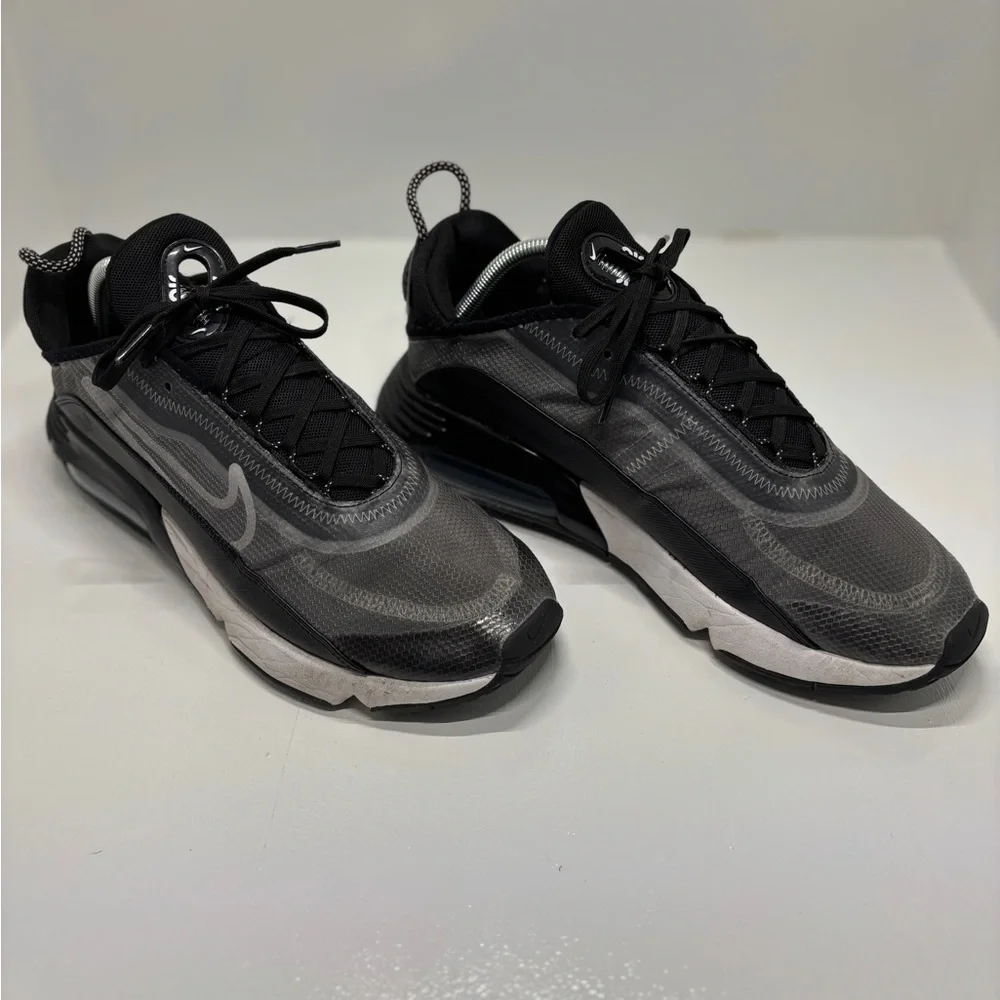 Nike Air Max 2090 Black Grey Men’s Size 11.5 CK2612-002 Running Sneakers Shoes - Picture 3 of 13